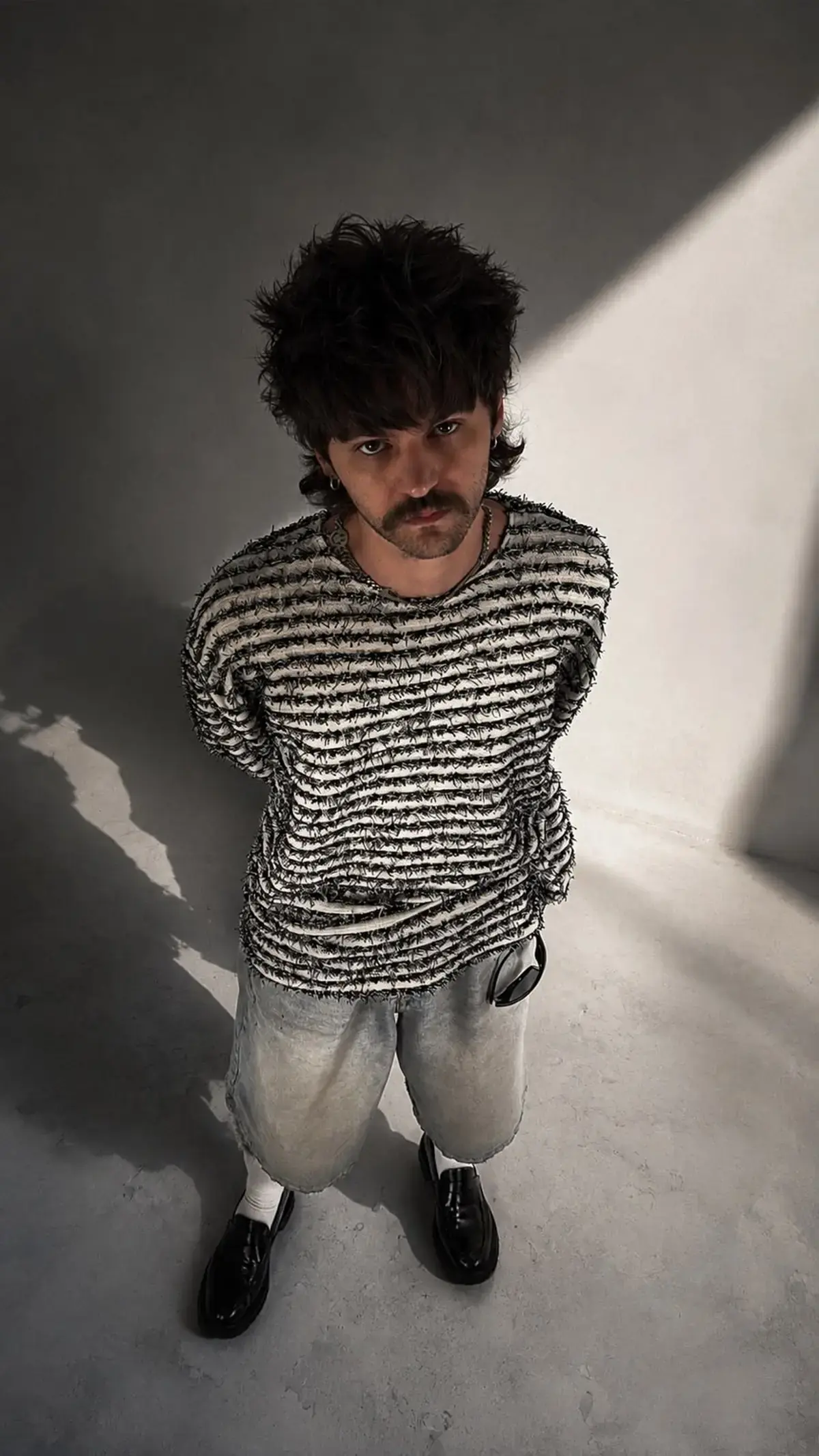 Look destrutturato, figura intera